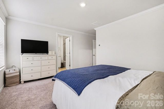 2207 Belterra Drive, Charlotte, NC 28216