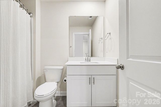 2207 Belterra Drive, Charlotte, NC 28216