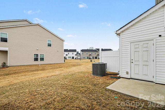 2207 Belterra Drive, Charlotte, NC 28216