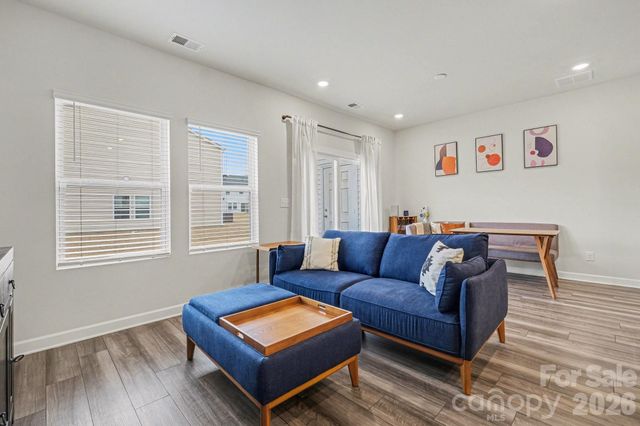 2207 Belterra Drive, Charlotte, NC 28216