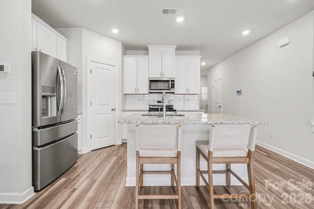 2207 Belterra Drive, Charlotte, NC 28216