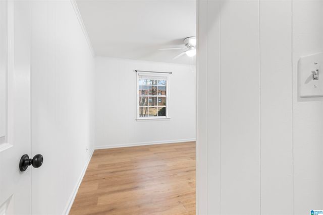 2061 Montreat Cir Apt B, Vestavia Hills, AL 35216