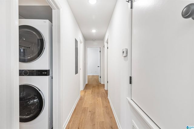 2061 Montreat Cir Apt B, Vestavia Hills, AL 35216