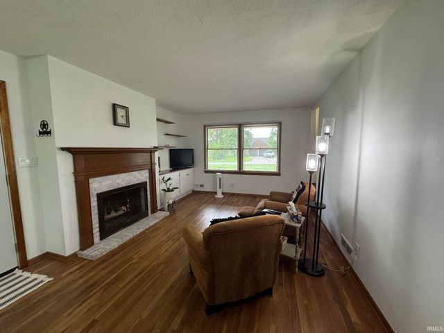 963 Eva Lane, Upland, IN 46989