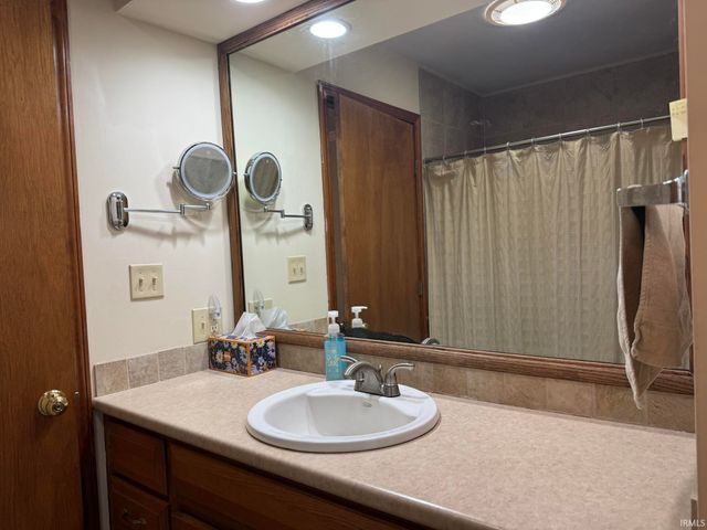963 Eva Lane, Upland, IN 46989
