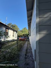 66 33RD Street W, Jacksonville, FL 32206