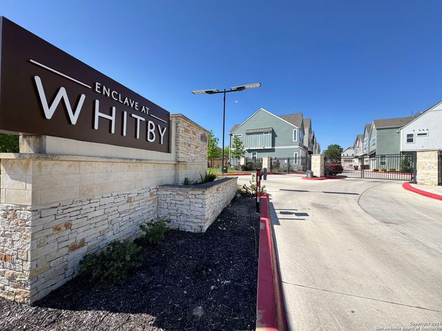 5843 Whitby Rd Unit 17, San Antonio, TX 78240