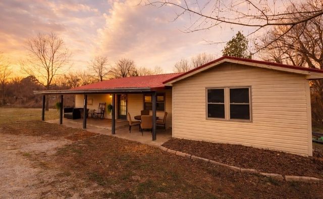 6814 Estes Road, Harrison, AR 72601