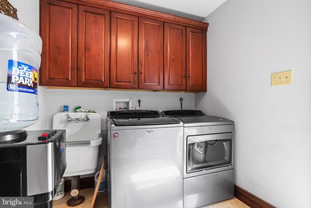 127 CLOVERLY LN, West Chester, PA 19380