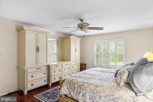 127 CLOVERLY LN, West Chester, PA 19380