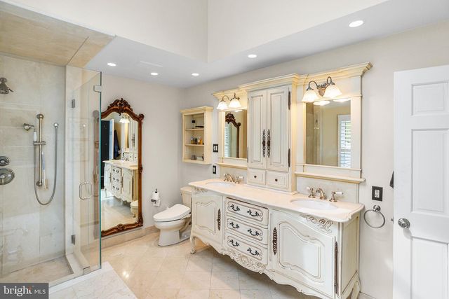127 CLOVERLY LN, West Chester, PA 19380