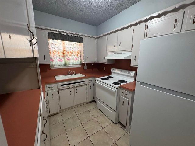 1505 NW 50th St, Lawton, OK 73505