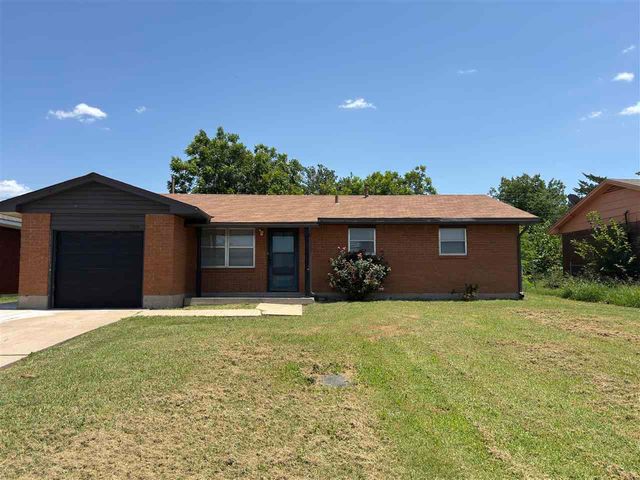1505 NW 50th St, Lawton, OK 73505