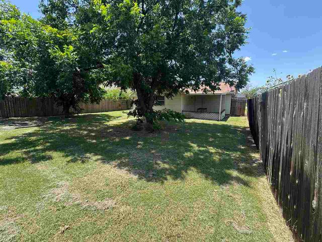 1505 NW 50th St, Lawton, OK 73505