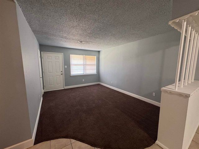 1505 NW 50th St, Lawton, OK 73505