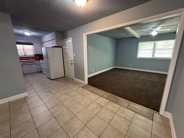 1505 NW 50th St, Lawton, OK 73505