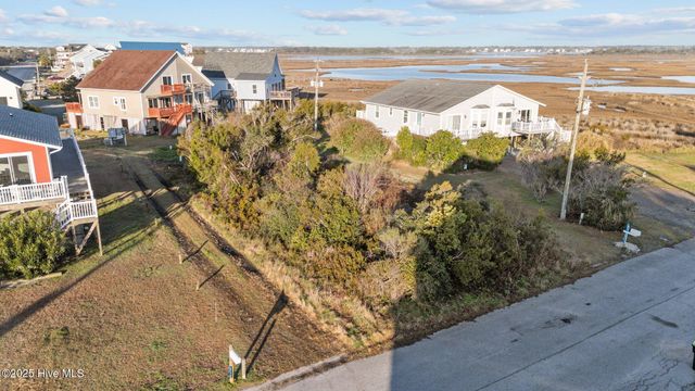 221 Coastal Drive, North Topsail Beach, NC 28460