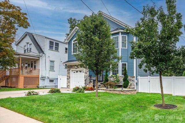 37 Wildwood Avenue, Fords, NJ 08863