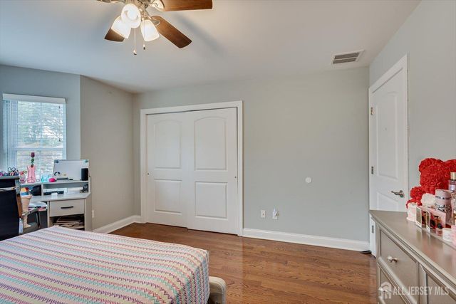 37 Wildwood Avenue, Fords, NJ 08863