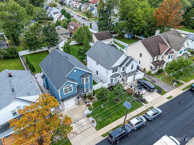 37 Wildwood Avenue, Fords, NJ 08863