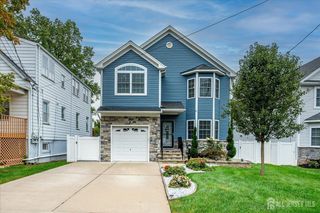 37 Wildwood Avenue, Fords, NJ 08863