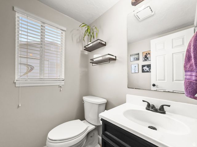 1421 E 5875 S, South Ogden, UT 84405