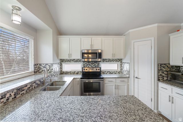 1421 E 5875 S, South Ogden, UT 84405