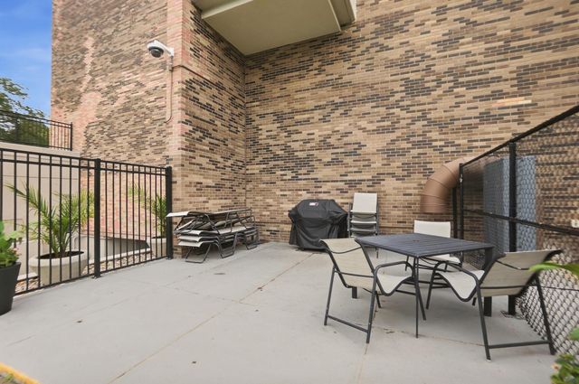 1000 Urlin Avenue, 12, Columbus, OH 43212