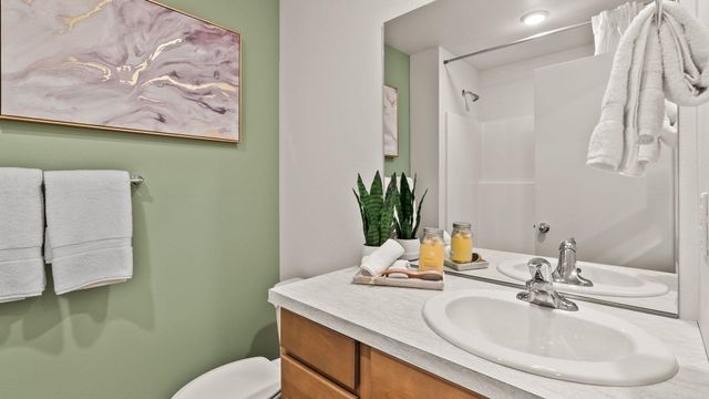 5268 E Mckinnon Ln, Spokane, WA 99217