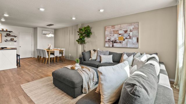 5268 E Mckinnon Ln, Spokane, WA 99217