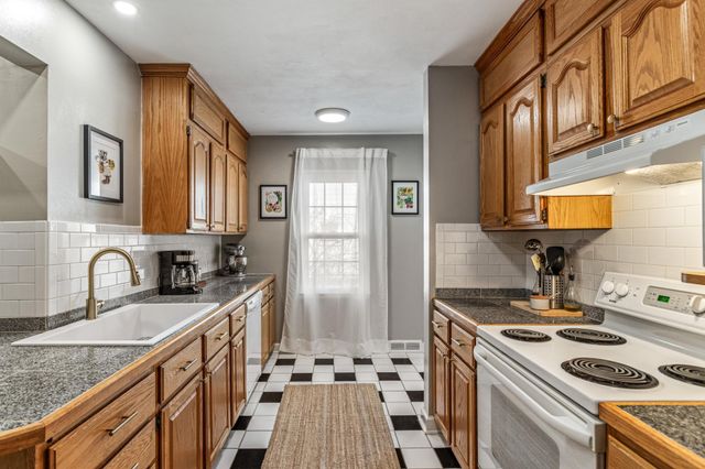 1622 Frederic Street, Eau Claire, WI 54701