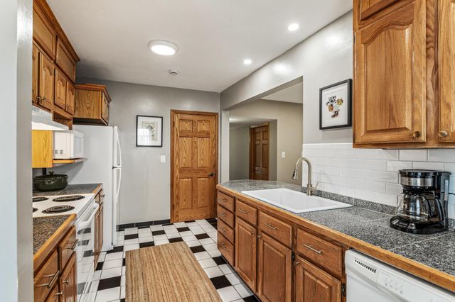 1622 Frederic Street, Eau Claire, WI 54701