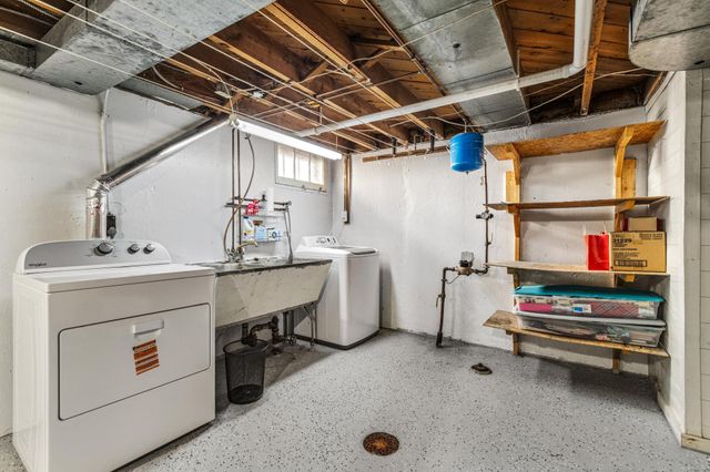 1622 Frederic Street, Eau Claire, WI 54701