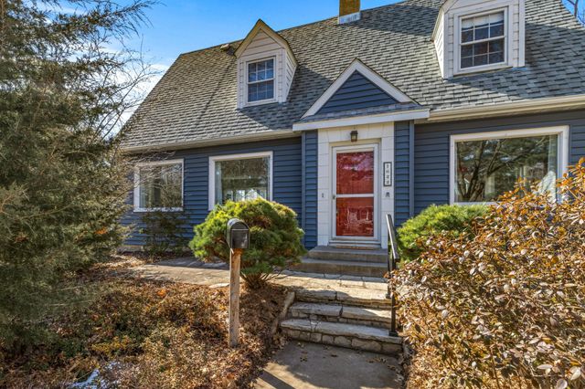 1622 Frederic Street, Eau Claire, WI 54701