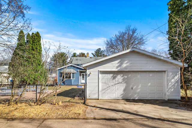 1622 Frederic Street, Eau Claire, WI 54701