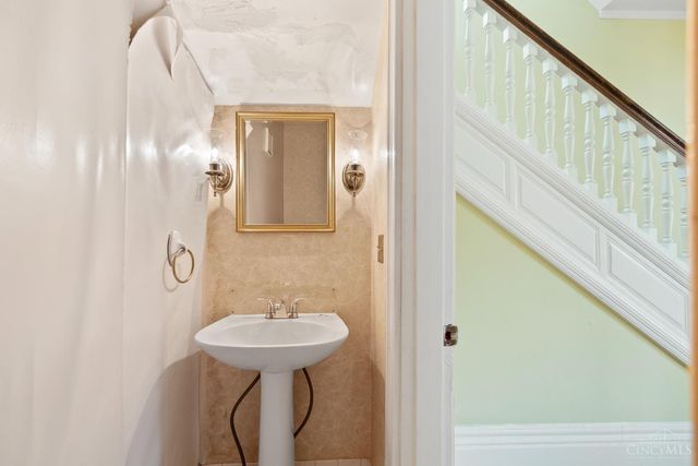 3315 Morrison Avenue, Cincinnati, OH 45220