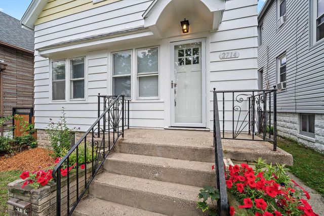 2714 S 15th STREET, Milwaukee, WI 53215