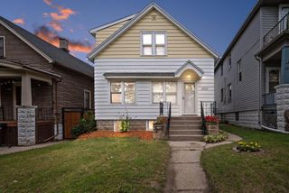 2714 S 15th STREET, Milwaukee, WI 53215