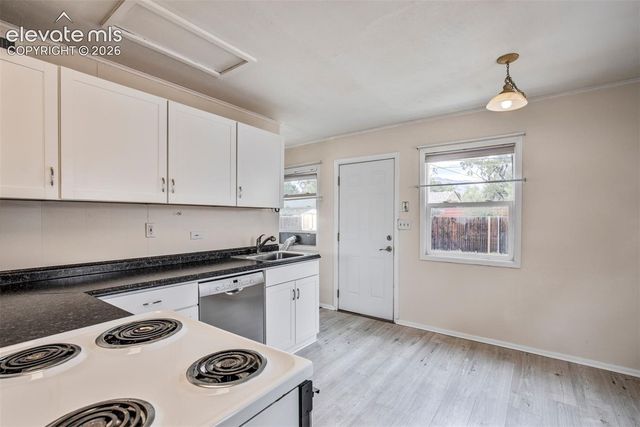 622 Warren Avenue, Colorado Springs, CO 80905