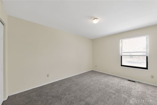 6800 Deer Bluff Drive, Dayton, OH 45424