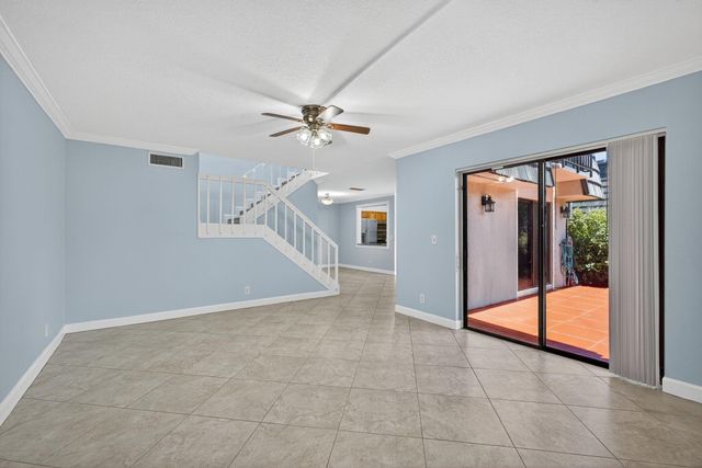 1590 Forest Lakes Circle B, West Palm Beach, FL 33406