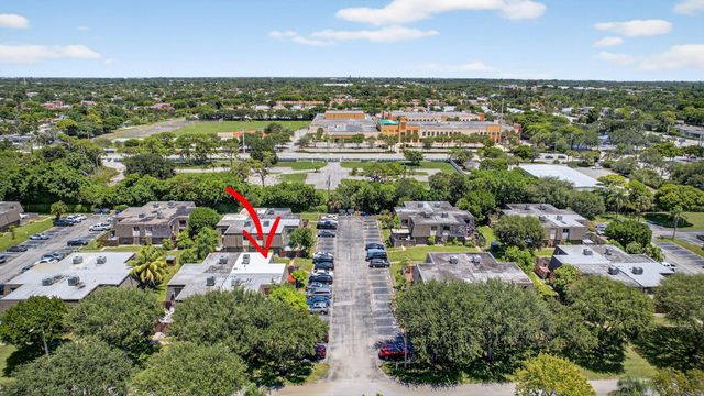 1590 Forest Lakes Circle B, West Palm Beach, FL 33406