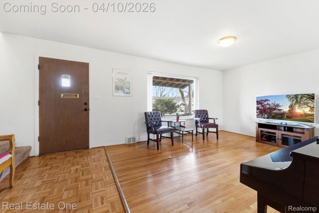 14262 Dundee Street, Riverview, MI 48193