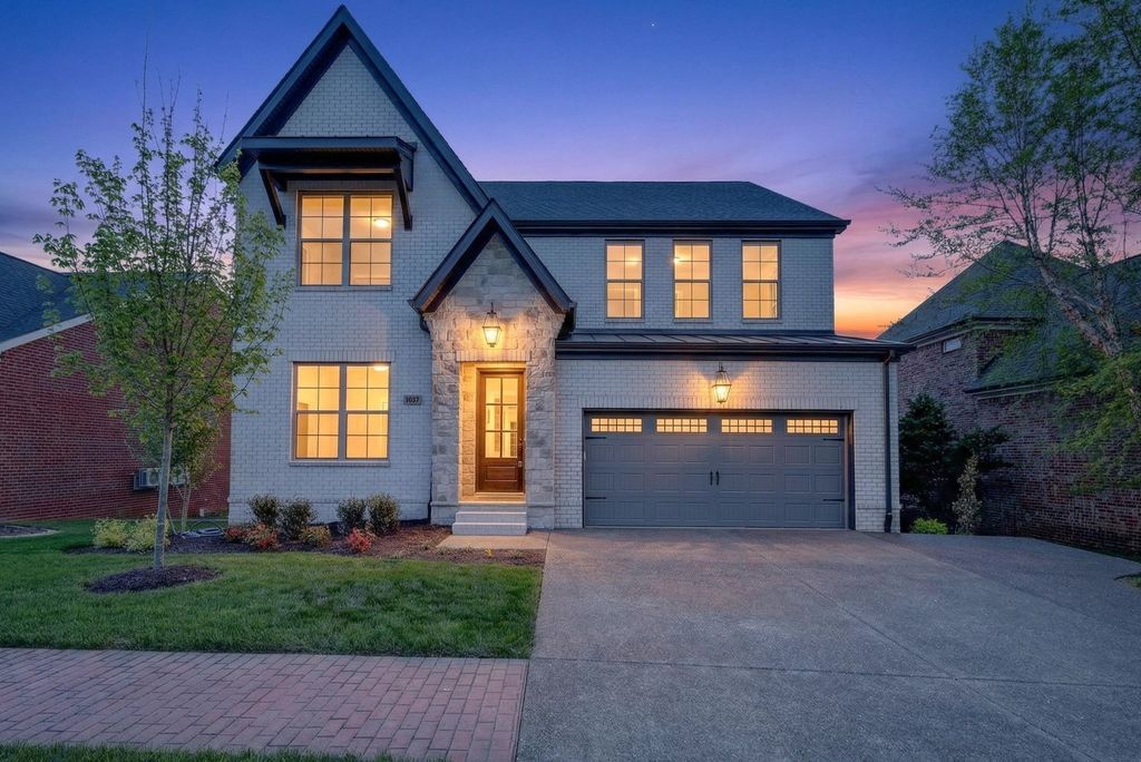 1087 Isaac Franklin Dr, Gallatin, TN 37066