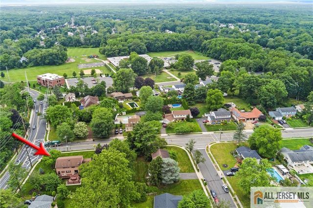1 Eileen Court, East Brunswick, NJ 08816