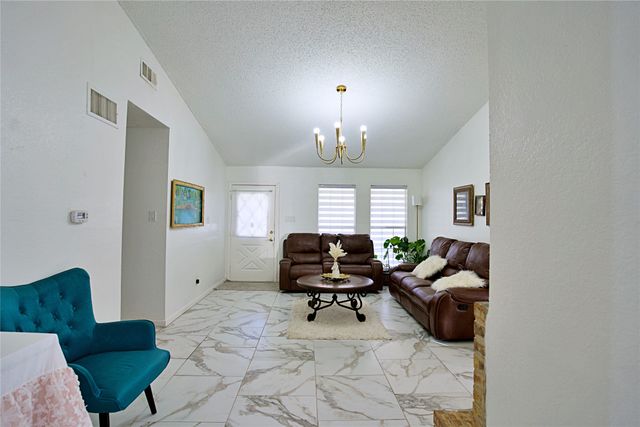 2025 High Bluff Drive, Garland, TX 75041