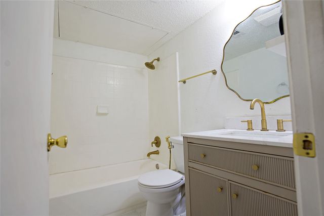 2025 High Bluff Drive, Garland, TX 75041