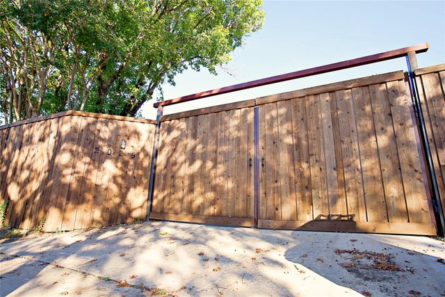 2025 High Bluff Drive, Garland, TX 75041