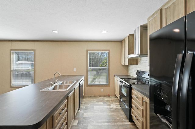 11744 Padok Road, Houston, TX 77044