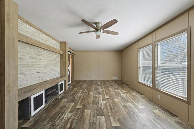 11744 Padok Road, Houston, TX 77044
